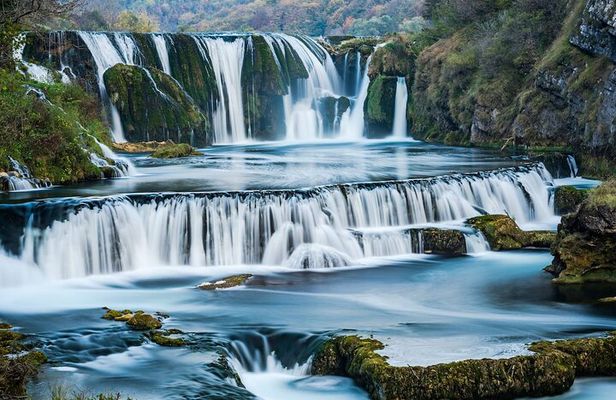 Strbacki Buk and Una Waterfalls: Day Trip from Sarajevo
