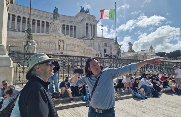 World War 2 Walk Tour in Rome