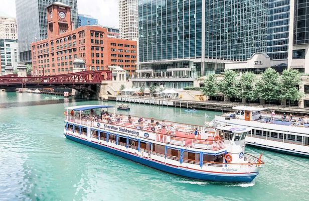 Chicago River Architecture Tour and Big Bus Hop-on Hop-off Tour