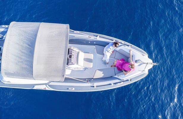 Private Speedboat Tour from Split with Customizable Itinerary