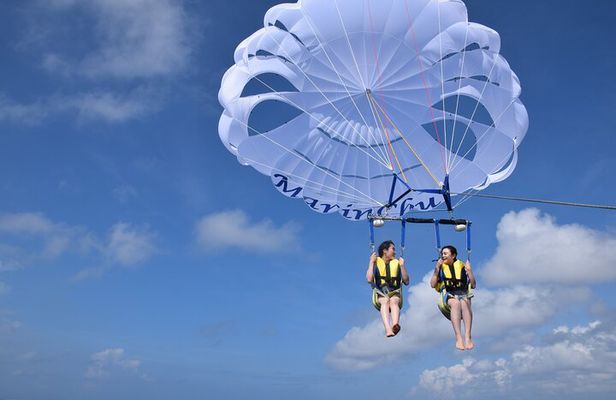200m Parasailing Experience in Okinawa depart from Ginowan Marina