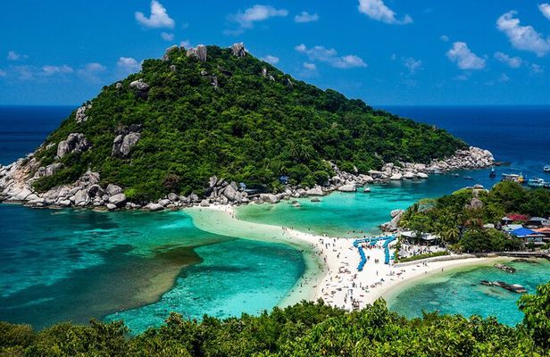 Koh Tao and Nangyuan Snorkeling Tour with Lunch by Catamaran