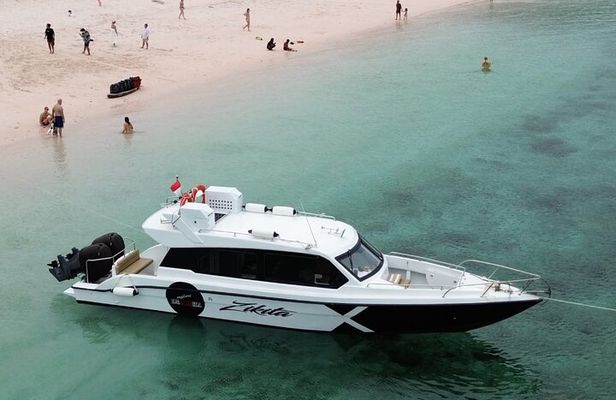 One Day Komodo Tour & Snorkeling by Speedboat