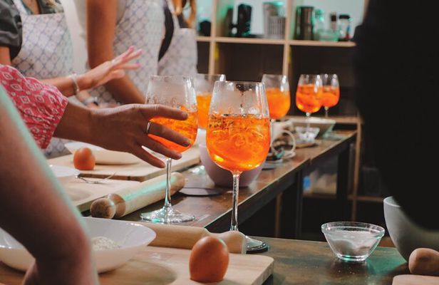 Rome Tipsy Cooking Class: Make Pasta & Mix 3 Spritz Cocktails