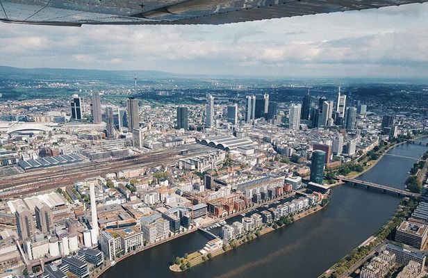 Private Sightseeing Flight above Frankfurt