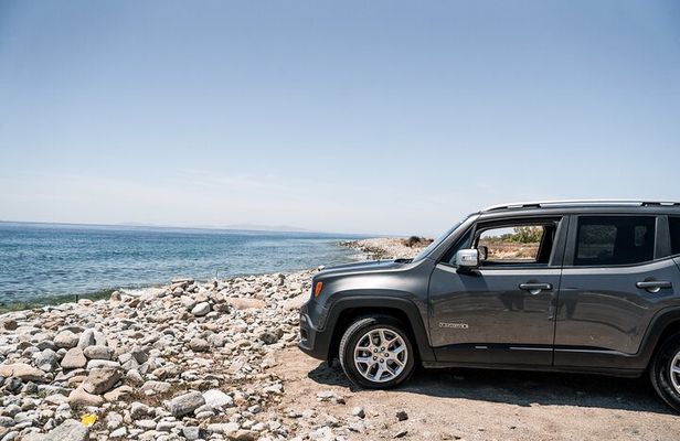 Mykonos Private Jeep Renegade Island Tour with Local Guide