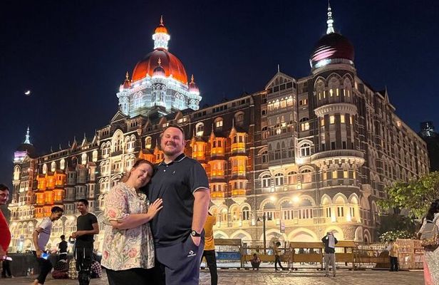 Mumbai Night Tour: Gateway, Marine Drive & More