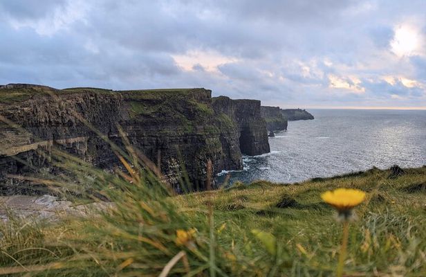 Dublin to Cliffs of Moher Private Luxury Day Tour