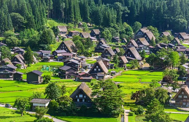 4 Days Central Japan Tour from Nagano to Kanazawa