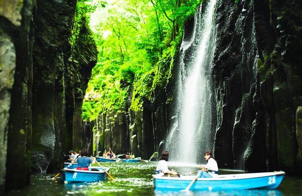 Takachiho Gorge Miyazaki Day Private Tour From Fukuoka