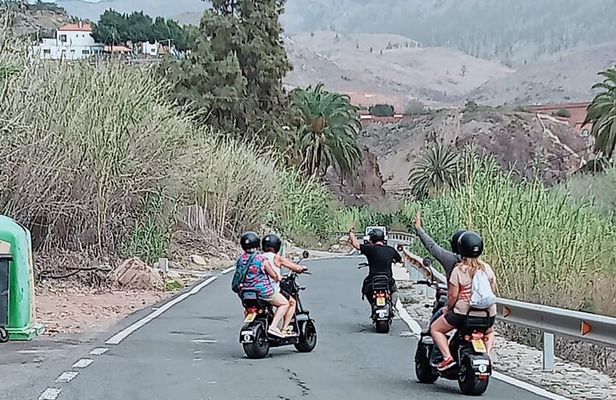 e-Scooter Mountain Tour in Natural Park Pilancones option Tapas
