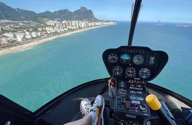 Rio de Janeiro: Helicopter tour on the beaches - 15 min
