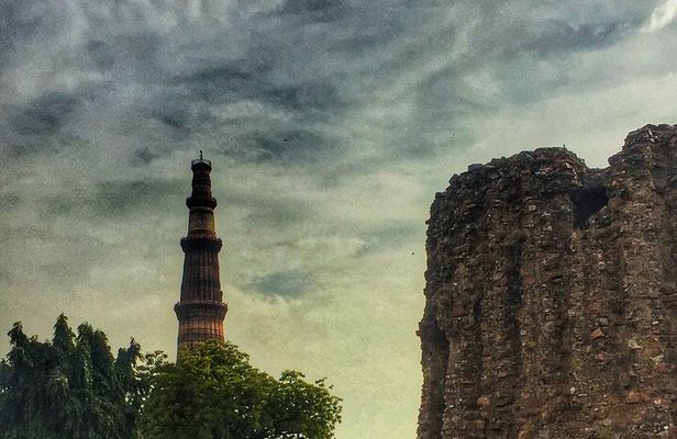 Full Day Tour of Delhi Including a Heritage Walk in Old Delhi