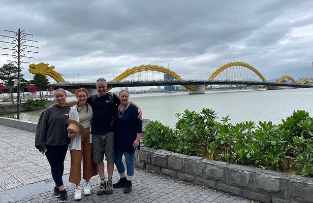 Private Da Nang Tour: Dragon Bridge, Night Market & River Cruise