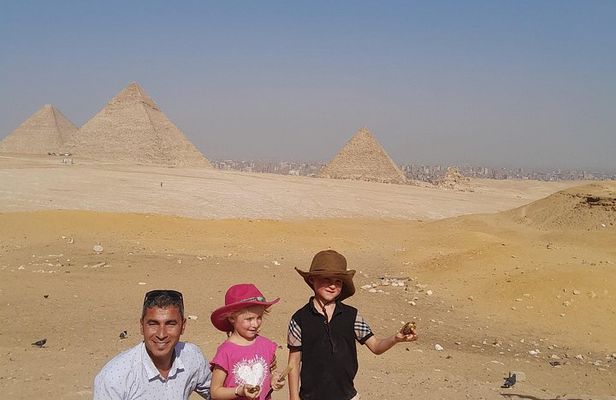 VIP 4-Day Cairo & Alexandria Private Tour with Meals & Transfers
