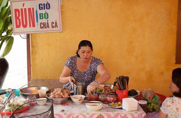 Street Food Adventure in Ho Chi Minh City