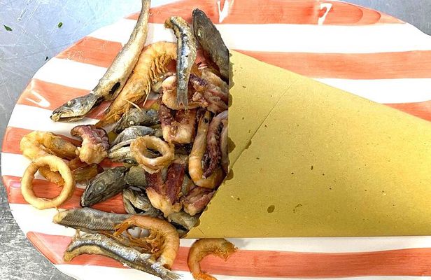 A Food Tour on Authentic Flavors of Vietri sul Mare