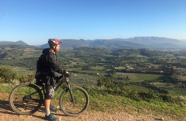 Reaching the Summit of Mount Subasio: Unforgettable Experience
