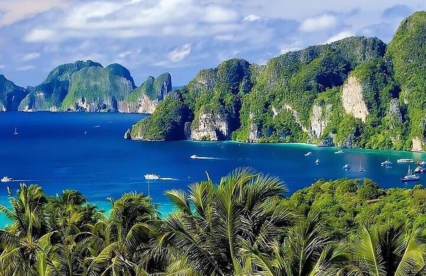 Phuket to Phi Phi Island Snorkel, Swim & Paddle Board Experience