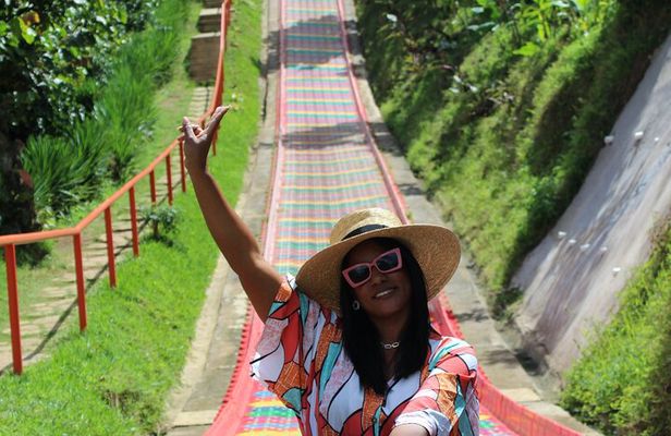 El Salvador Flower Route and Albania Coffee