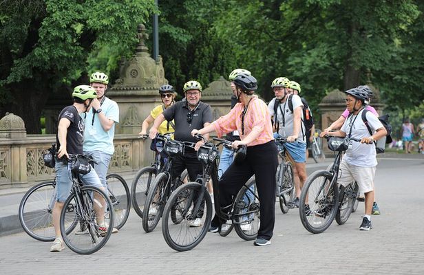 Central Park Bike Tour in Spanish or English