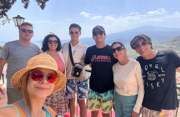Half-day tour to Taormina, Castelmola and Isola Bella