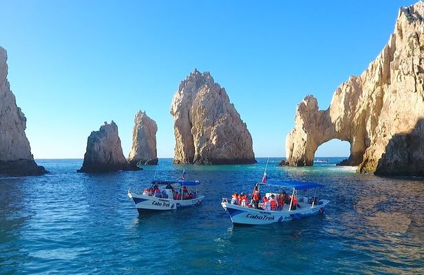 4 Hours Snorkeling Tour in Cabo San Lucas and Corridor