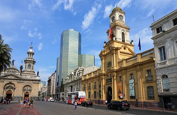 Santiago: Private Walking City Tour, like a local