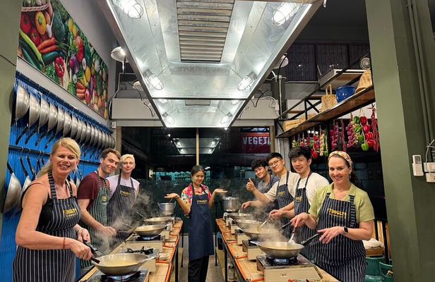 Tingly Thai Cooking School Evening Class