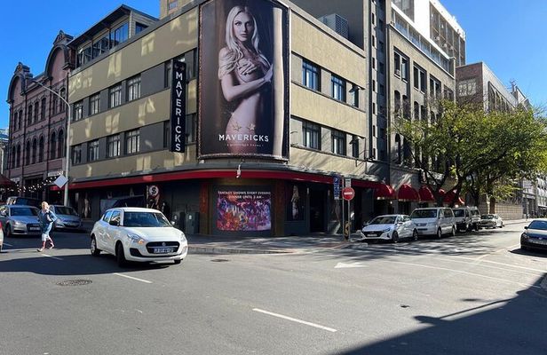Exclusive Nightclub Tour with Local Gentlemen in Cape Town