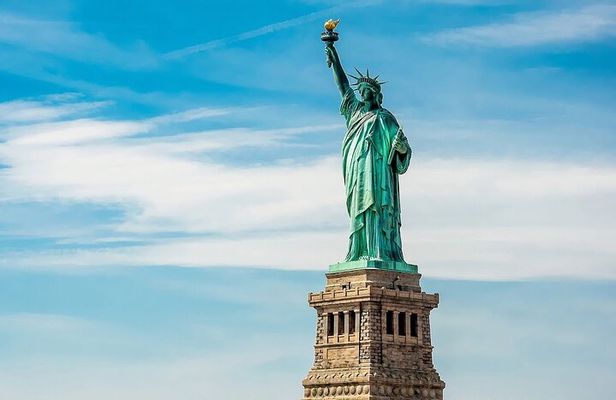Private Statue of Liberty and Ellis Island Tour