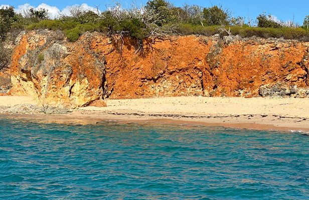 St Martin Gd Case Private cruise: gourmet evening, magical night