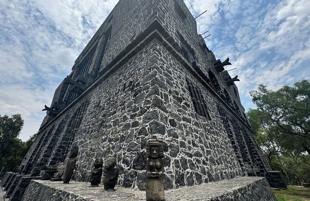 EXCLUSIVE TOUR at the Diego Rivera Anahuacalli Museum - small groups