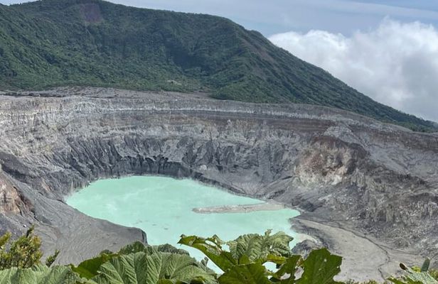 Small Group Half Day Guided Tour Visit to Poas Volcano