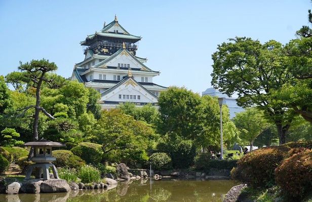 Osaka Early Bird Tour with English-Speaking Guide