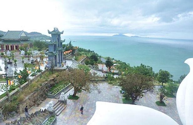 Da Nang: Lady Buddha, Marble Mountains, and Hoi An Day Trip