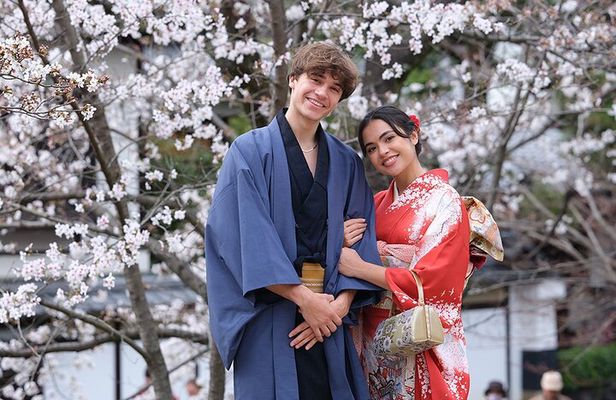[Kyoto Kimono Rental mimosa] Couple Plan Kimono/Yukata Rental