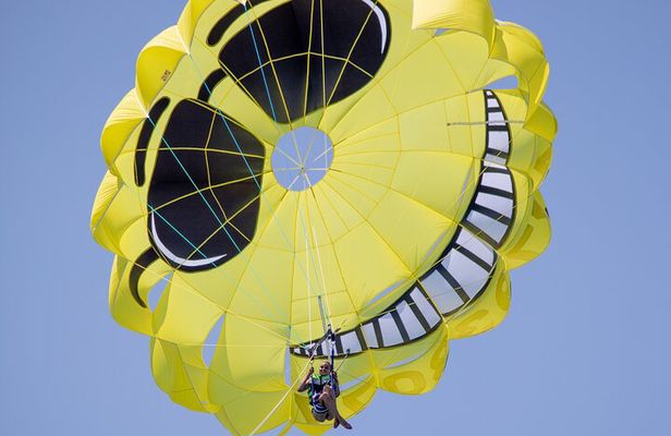 fly with our ascending parachute 