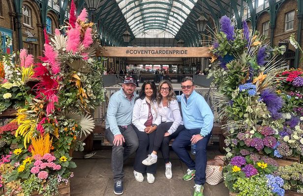 London Markets Private Black Cab Tour with Hotel Pick up
