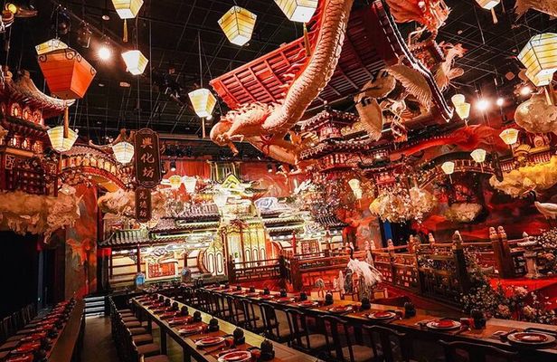 Essence of Tea Culture and Reveling in a Imperial Banquet