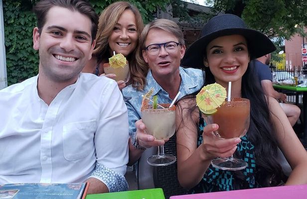 Private Niagara on the Lake Wine Tour with Dinner