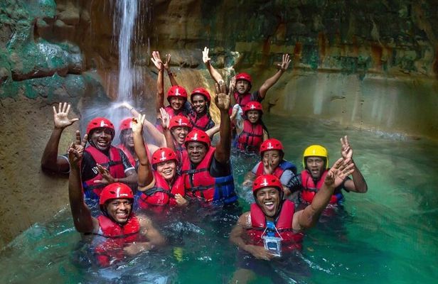 7 Waterfalls in Puerto Plata + a Delicious Local lunch.