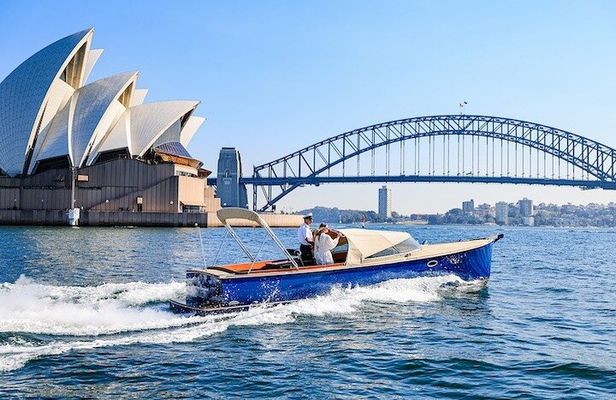 Sydney Harbour & Its Secret Islands with a Picnic at Lavender Bay