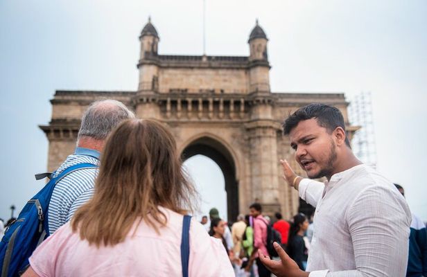 Private Sightseeing Tour of Mumbai's Iconic Sights
