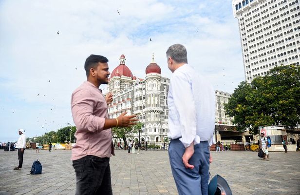 Private Full Day Mumbai Sightseeing & Dharavi Slum Tour
