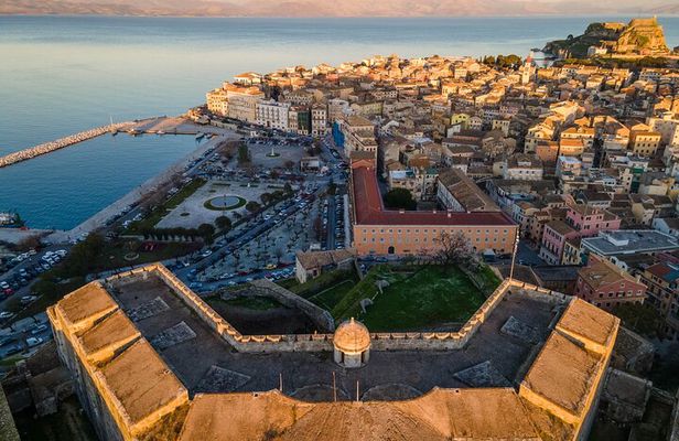 Private Walking Guided Tour of the Old Corfu Town