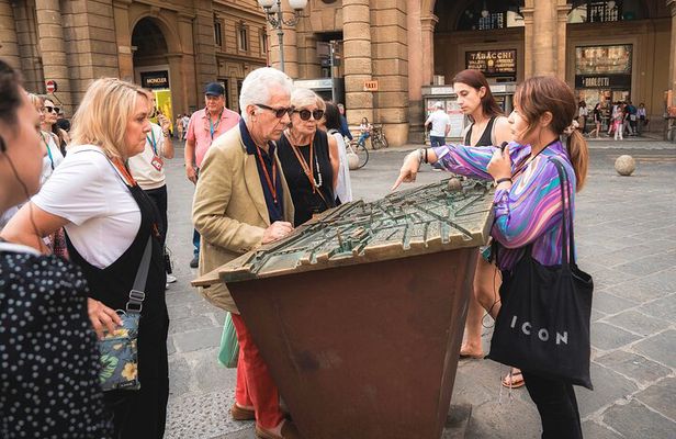 Florence by Foot : Discover the Heart of the Renaissance