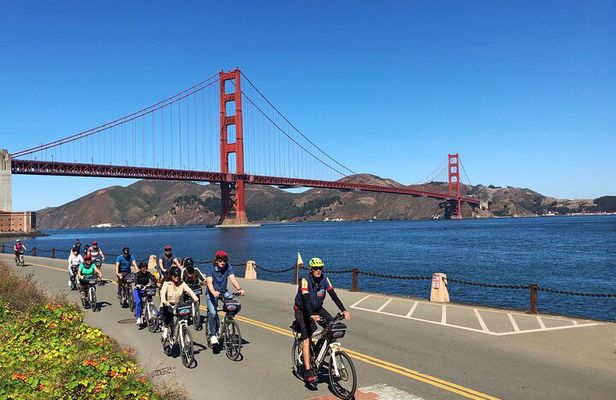 Golden Gate Bridge Bike Tour with Muir Woods & Sausalito Tour