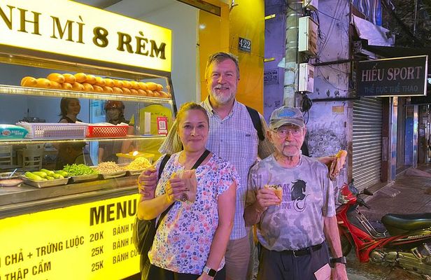 Private Scooter Street Food Tour in Saigon with 11 Tastings