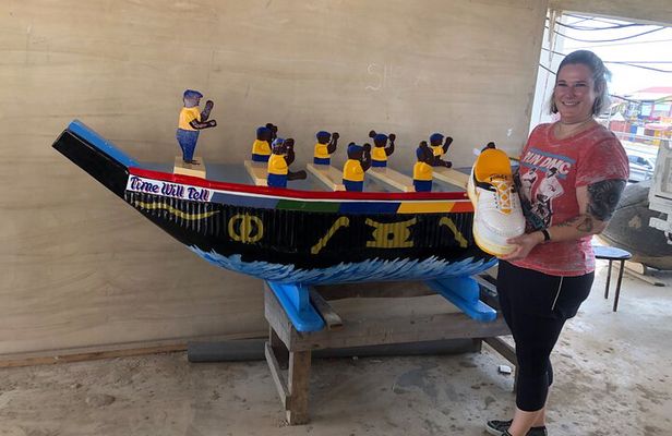 Half Day Fantasy Coffins and Art Tour in Accra.